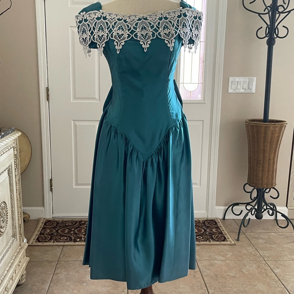 Handmade Bride’s Maid Dress